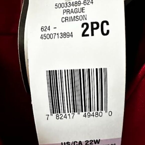 Women's Plus Size Red Suit - Picture 3 of 3